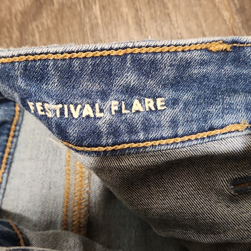 ❤️ AMERICAN EAGLE HIGH RISE  FESTIVAL FLARE JEANS, 8 (29) - Picture 9 of 9